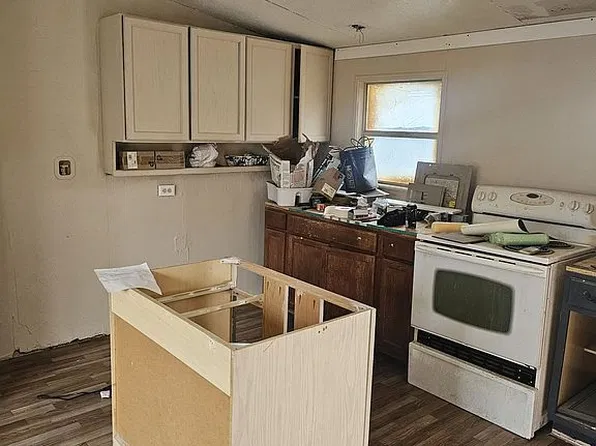 503 Uhland Rd Trlr 43, San Marcos, TX 78666