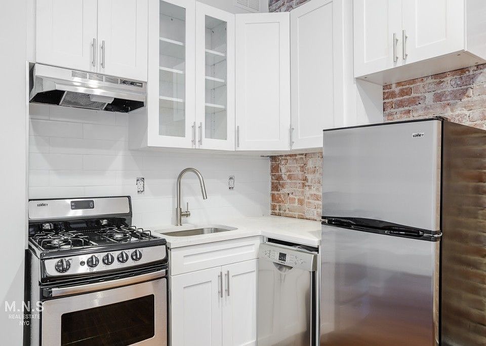 1st image of 345 Convent Ave APT 4A