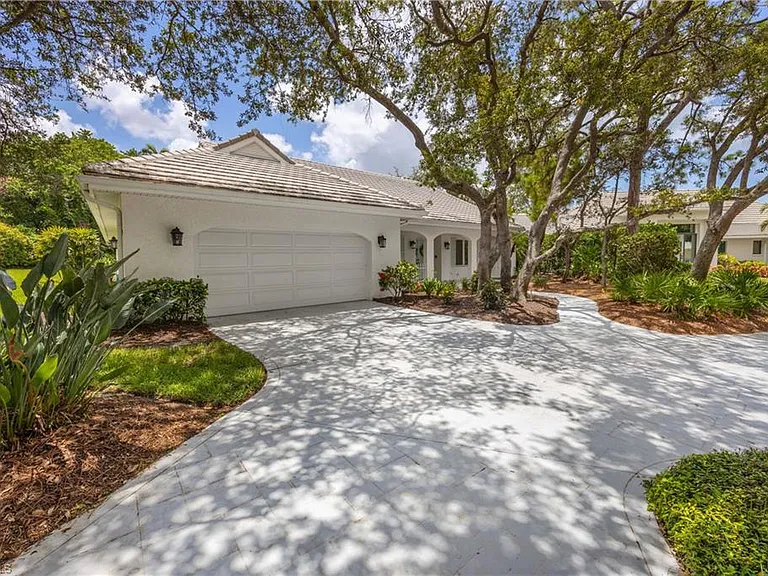 816 Turkey Oak Ln — Photo 1