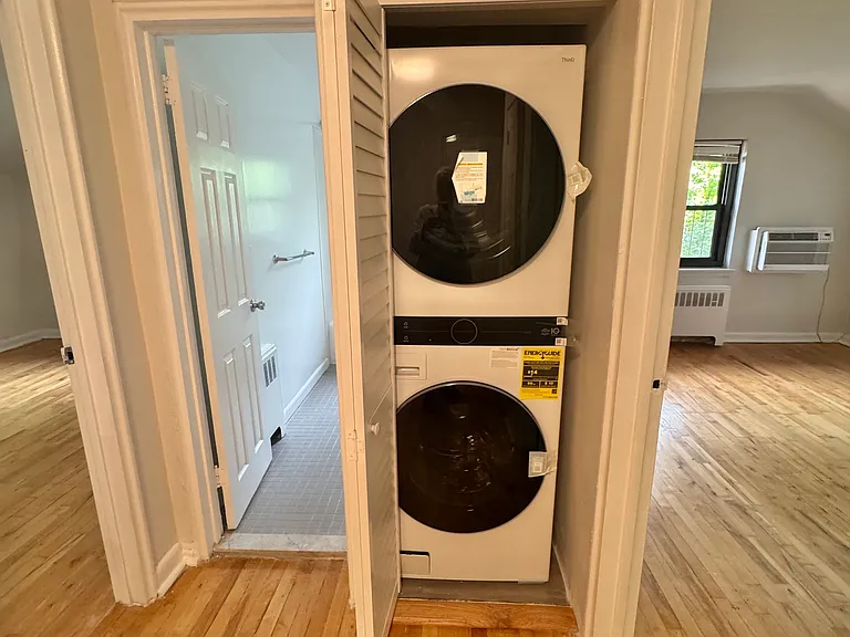 Brand New washer dryer in 125 A7