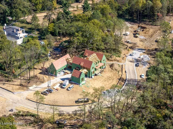 5 Banta Blvd, Pewee Valley, KY 40056