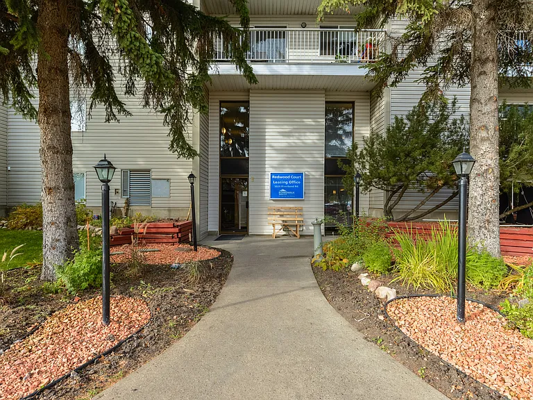 5020 Riverbend Rd NW — Photo 11