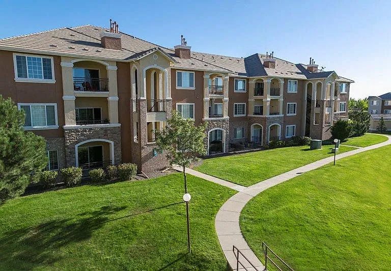 Stonegate Apartments — Photo 9