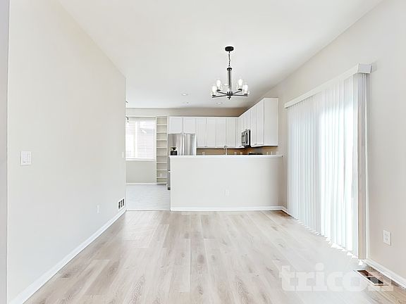 4th image of 14458 E 101st Pl