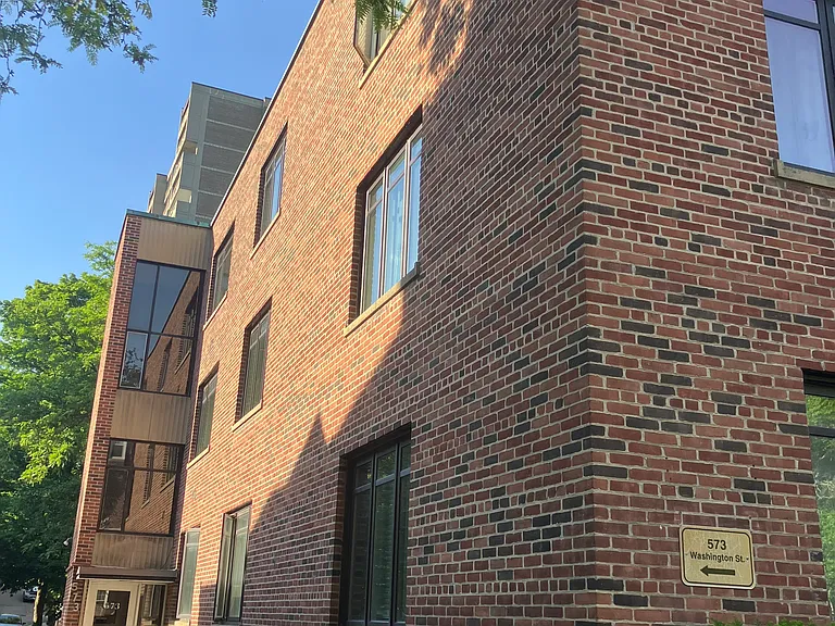 573 Washington St #21 — Photo 15