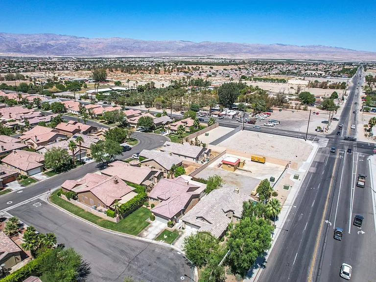 49990 Eastwood Ln — Photo 64