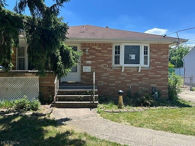 1st image of 10761 Meadowbrook Dr