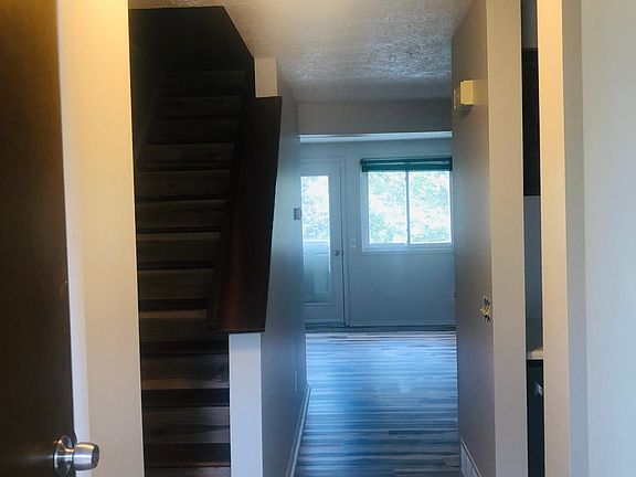2nd image of 3246 Sherwood Dr