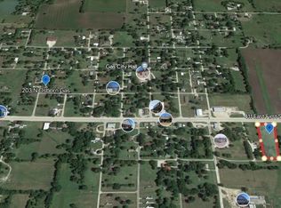 411 E 1st St, Gas, KS 66742