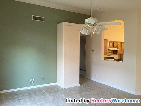 3rd image of 845 W Straford Ave