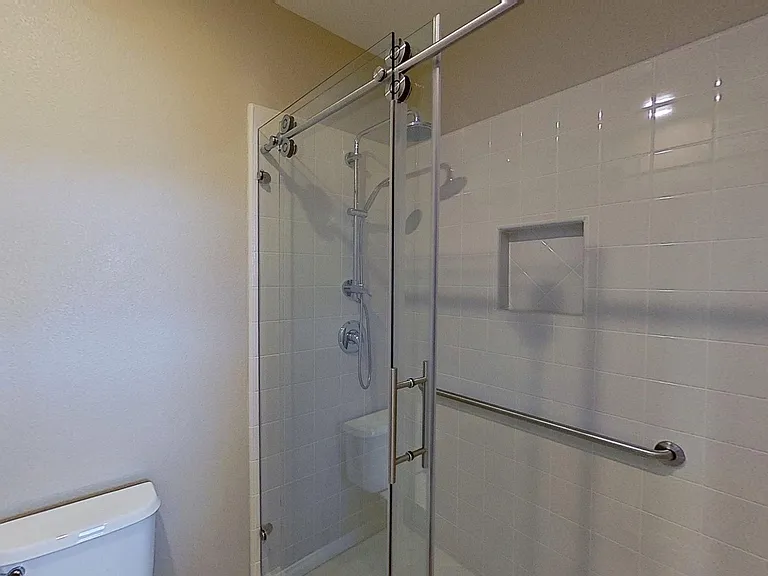 32 Meridian Dr — Photo 21