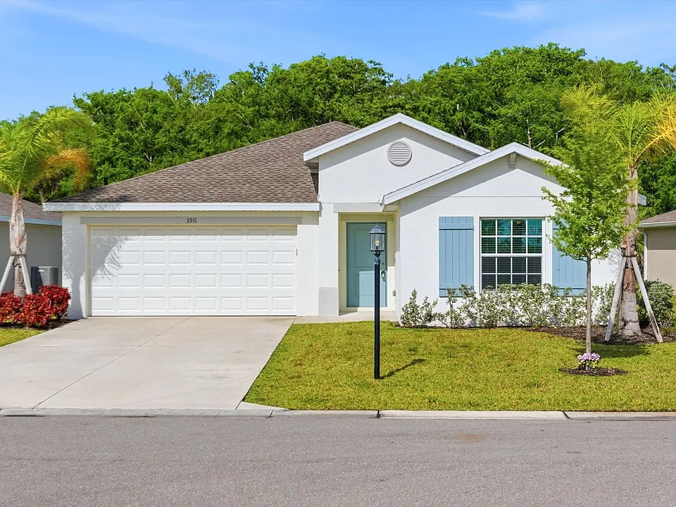 3911 Treasure Oak Way