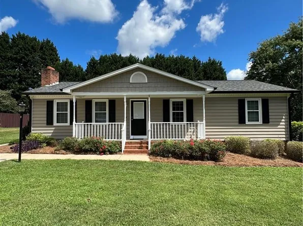 150 Creek Haven Dr, Gastonia, NC 28056