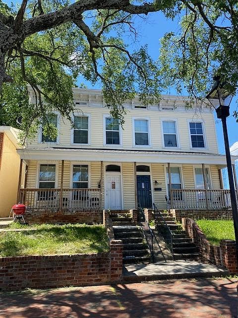 1st image of 1425 W Clay St