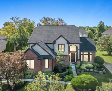 7103 Yarmouth Dr, West Bloomfield, MI, 48322