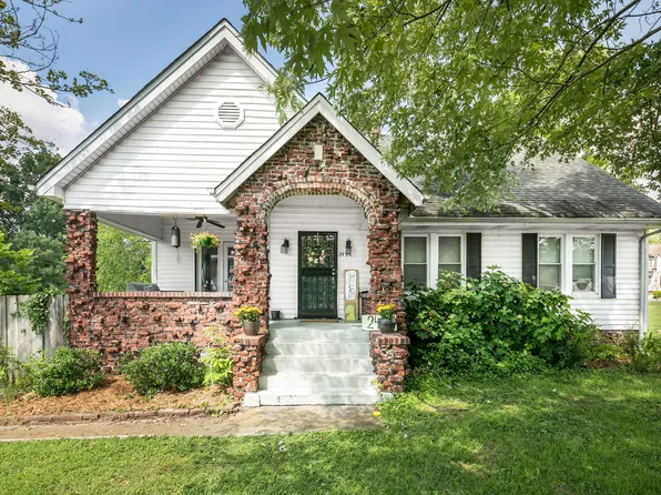 2427 E 3rd St, Chattanooga, TN 37404