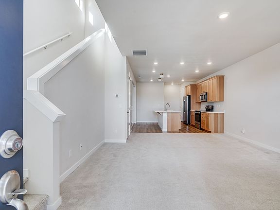 2nd image of 8247 SE Kinnaman St