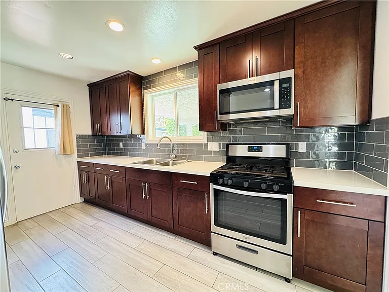7515 Sunnybrae Ave — Photo 7