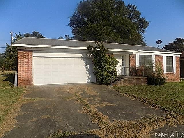 1st image of 9324 Woodbine St