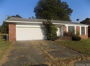 9324 Woodbine St, Sherwood, AR 72120