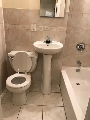 Rented by Keller Williams NYC | media 27