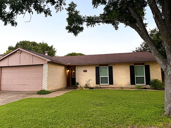 2nd image of 5100 Blue Glen Dr