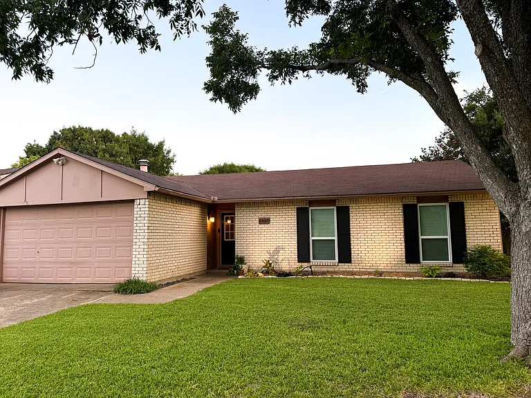 5100 Blue Glen Dr — Photo 2