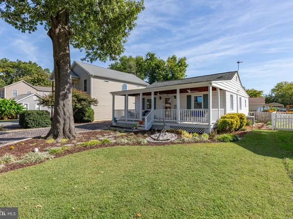 728 Marshall Ave, Colonial Beach, VA 22443