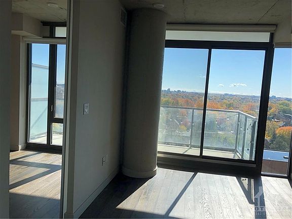 4th image of 224 Lyon St N #1203