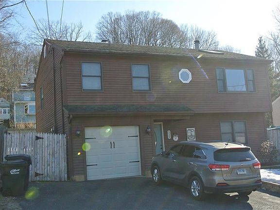 2nd image of 339 Lake Plymouth Blvd