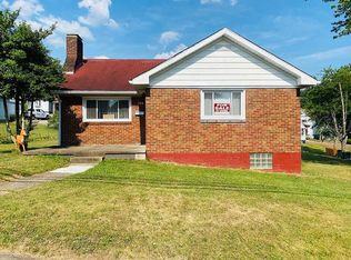 326 Mercer St, Turtle Creek, PA 15145