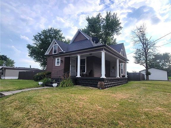 2nd image of 300 S Evans St