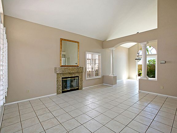 3rd image of 1528 Madrid Dr