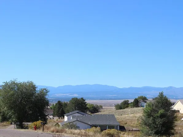 211 W Harmony Dr, Pueblo West, CO 81007