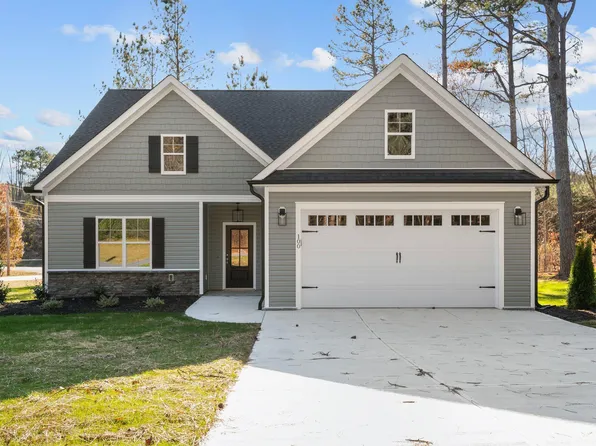 100 Carol Cir #17, Louisburg, NC 27549