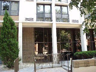 3rd image of 5471 S Hyde Park Blvd APT 6B