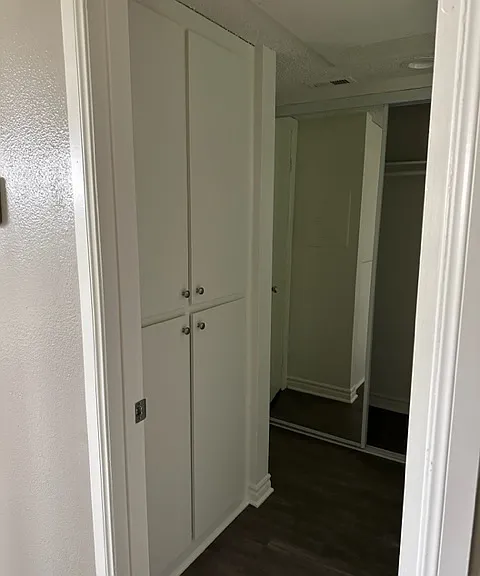 Westbay Apartments — Photo 13