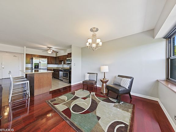 4th image of 4200 N Marine Dr APT 505
