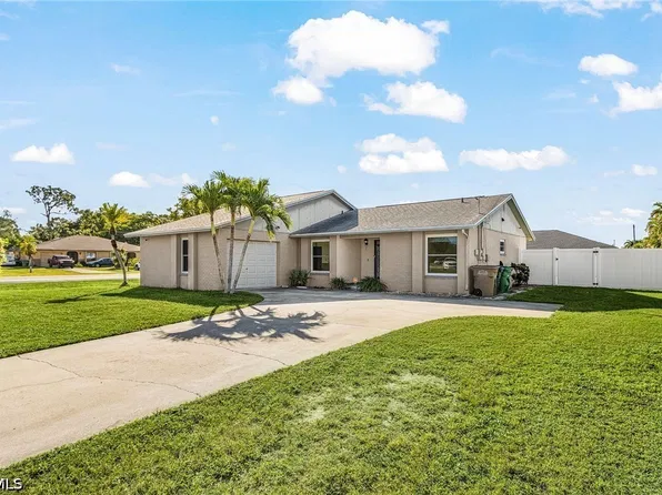 2326 SE 15th St, Cape Coral, FL 33990