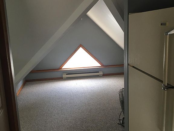4th image of 14 Oak St #3