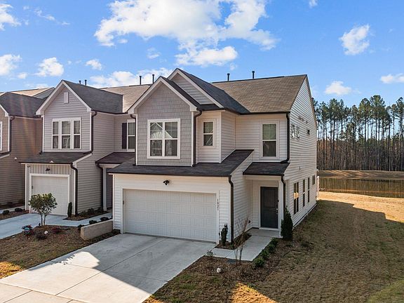 2nd image of 1021 Everglades Way