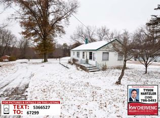 994 W Turkeyfoot Lake Rd, Akron, OH 44319