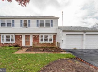 13139 Moss Ranch Ln, Fairfax, VA 22033