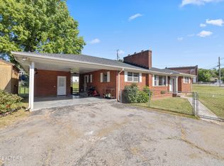 215 Meadow St, Rocky Top, TN 37769