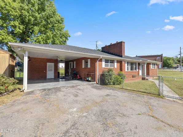 215 Meadow St, Rocky Top, TN 37769