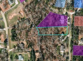 3688 Lakeview Dr, Gainesville, GA 30501