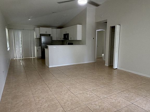 4th image of 9209 Seville Rd