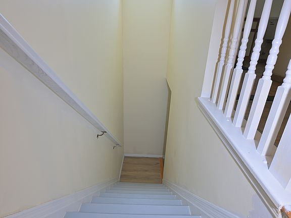 5th image of 12 Durham Ct #12
