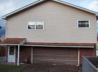410 Franklin Ave, Ellwood City, PA