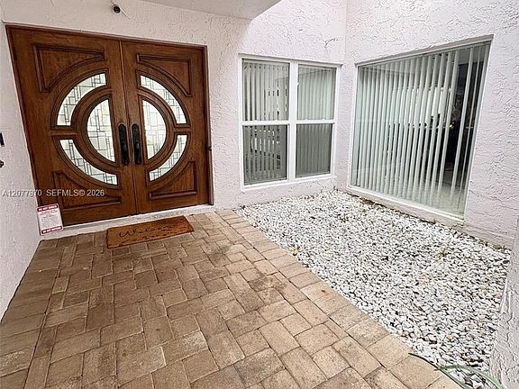 4th image of 8541 NW 54th St